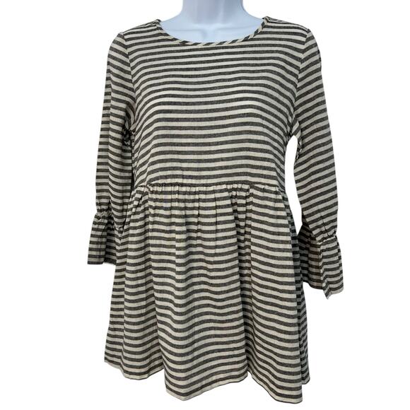 POL Dresses & Skirts - POL Babydoll Gray White Striped Ruffle Flowy Dress 3/4 SLeeves Size Small NWOT